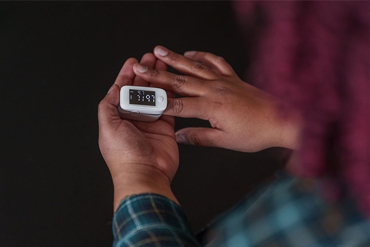 دقت اندازه‌گیری پالس اکسیمتر